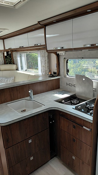 Frankia I8400 Platin Plus 8 of 30