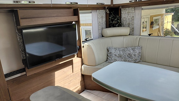 Frankia I8400 Platin Plus 9 of 30