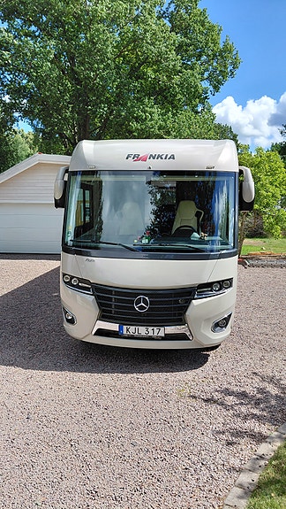 Frankia I8400 Platin Plus 2 of 30