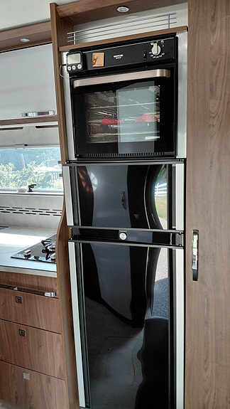 Frankia I8400 Platin Plus 7 of 30