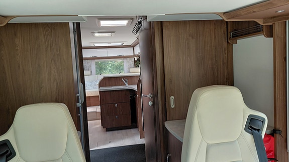Frankia I8400 Platin Plus 14 of 30
