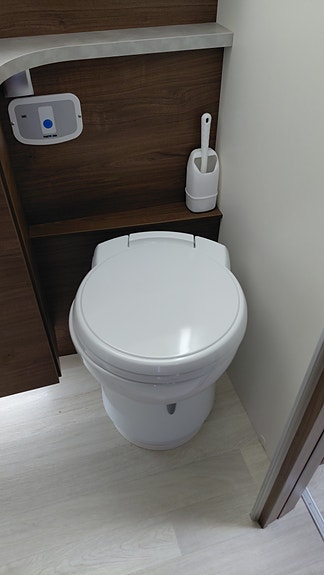 Frankia I8400 Platin Plus 12 of 30