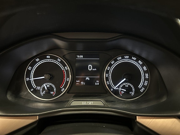 Skoda Scala 9 of 17