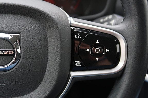 Volvo V60 Cross Country 11 of 22