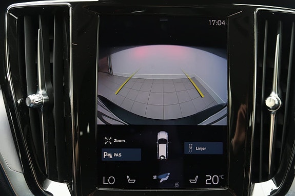Volvo V60 Cross Country 17 of 22