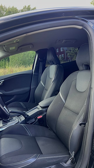 Volvo V40 6 of 12