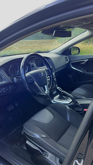 Volvo V40 5 of 12
