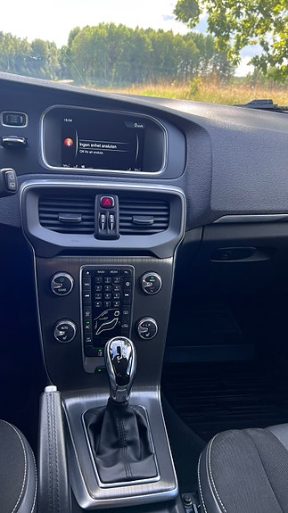 Volvo V40 7 of 12