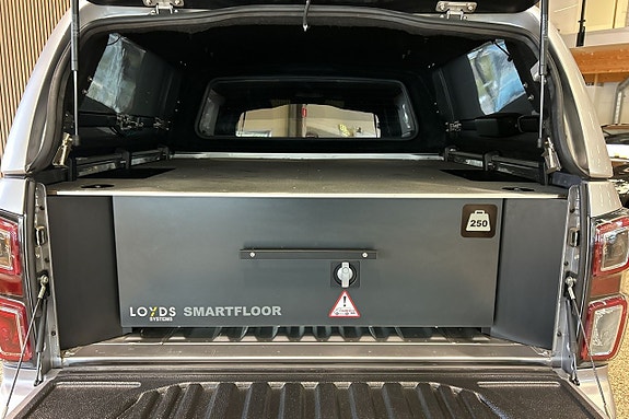 Isuzu D-max 8 of 11