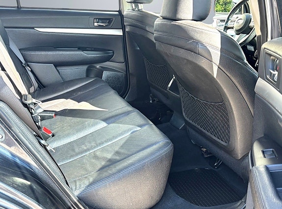 Subaru Outback 10 of 11