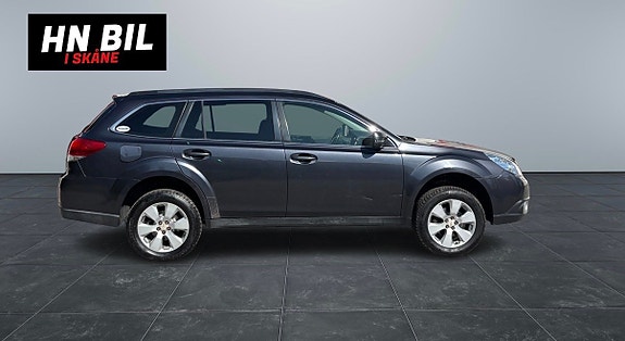 Subaru Outback 5 of 11