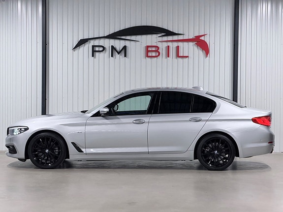 BMW 520i 5 of 30