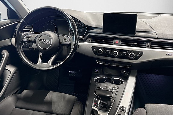 Audi A4 14 of 22