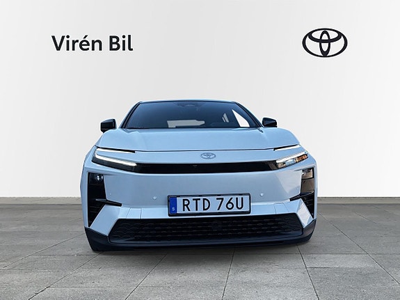 Toyota C-HR+ 5 of 10