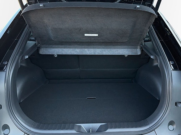 Toyota C-HR+ 10 of 10