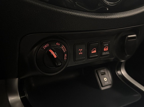 Nissan Navara 26 of 30