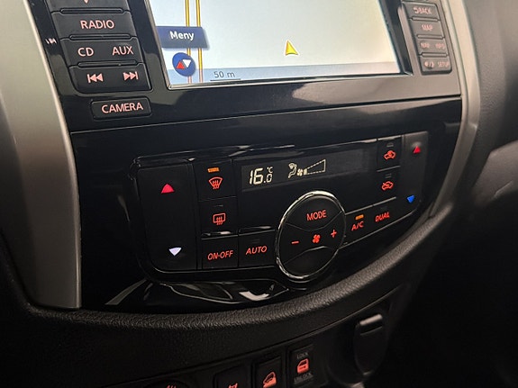 Nissan Navara 25 of 30