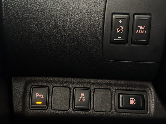 Nissan Navara 13 of 30