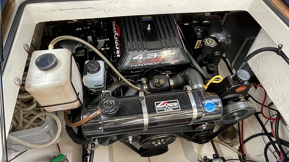 Aquador 22 HT -99 / Mercruiser 4,3L -05 14 of 14