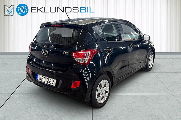 Hyundai i10 6 of 19