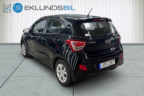 Hyundai i10 4 of 19