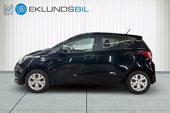 Hyundai i10 3 of 19