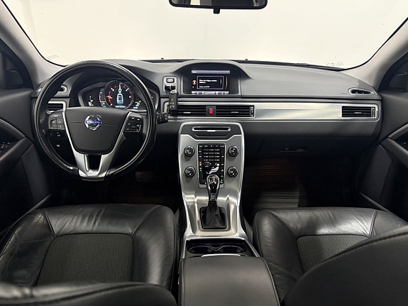 Volvo V70 7 of 10