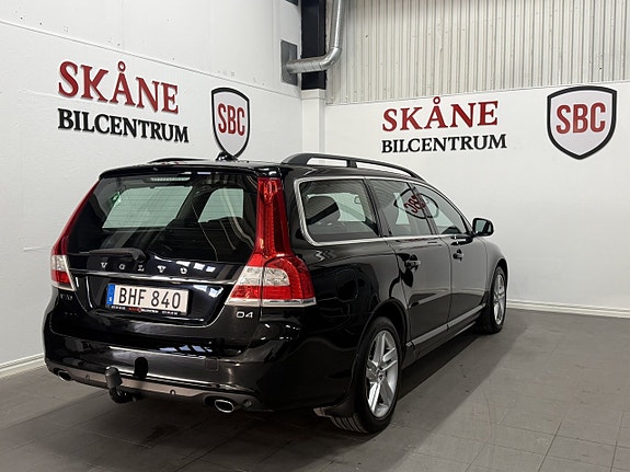 Volvo V70 4 of 10