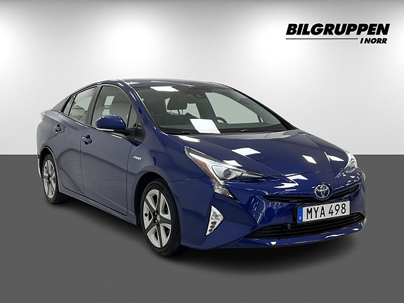 Toyota Prius 3 of 19