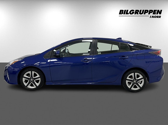 Toyota Prius 4 of 19