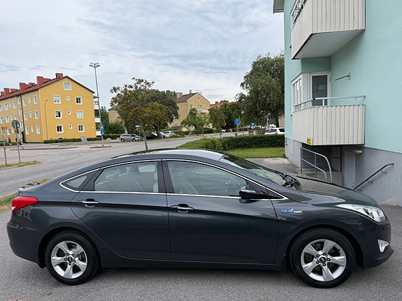 Hyundai i40 4 of 25