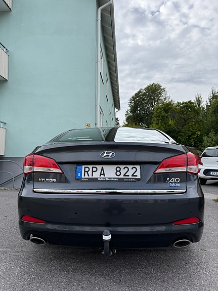 Hyundai i40 2 of 25
