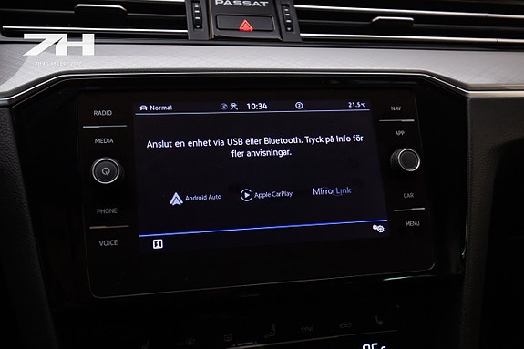 Volkswagen Passat 17 of 21