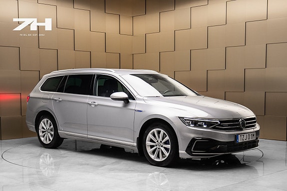 Volkswagen Passat 7 of 21