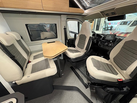 Adria TWIN SELECT 640 SLB - FIAT 6E 2,2 140HP 35H 17 of 23