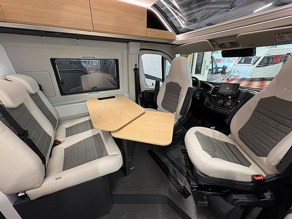 Adria TWIN SELECT 640 SLB - FIAT 6E 2,2 140HP 35H 18 of 23