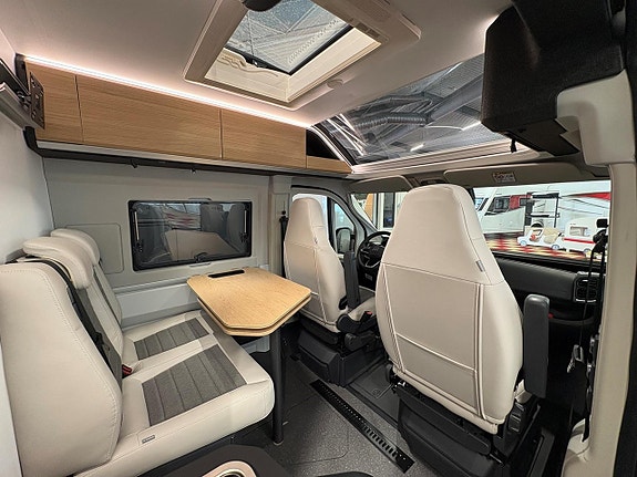 Adria TWIN SELECT 640 SLB - FIAT 6E 2,2 140HP 35H 16 of 23