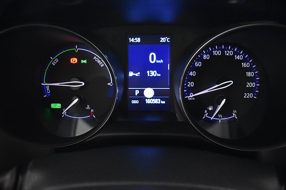 Toyota C-HR 12 of 18