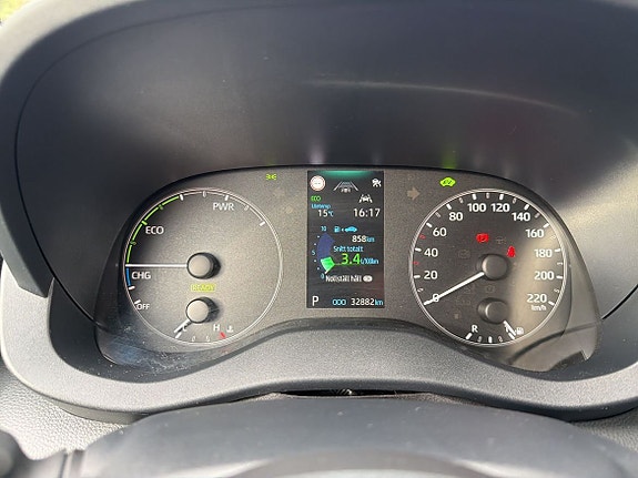 Toyota Yaris 13 of 13