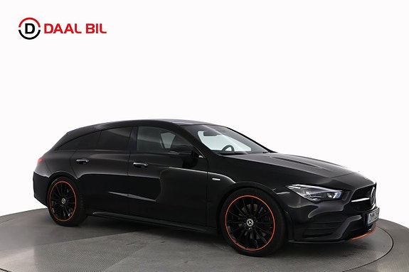 Mercedes-Benz CLA250 4 of 25