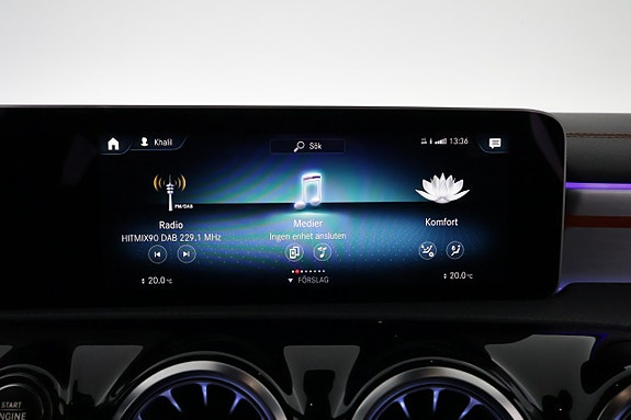 Mercedes-Benz CLA250 17 of 25