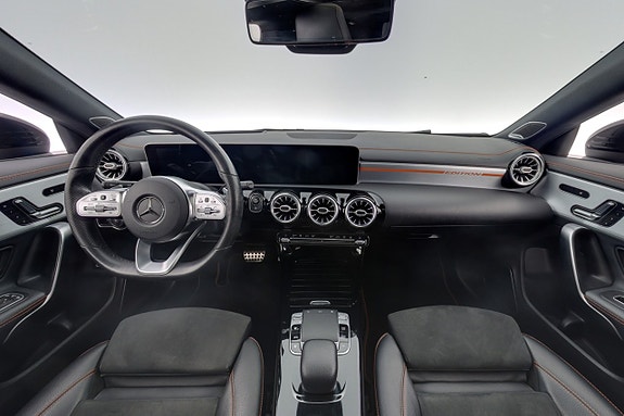 Mercedes-Benz CLA250 13 of 25