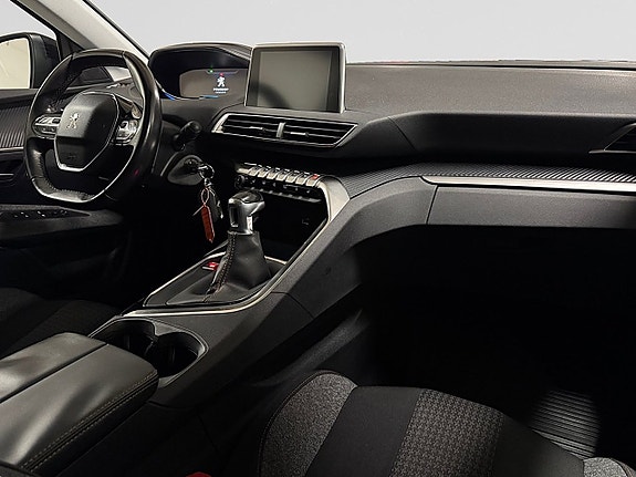 Peugeot 3008 12 of 23