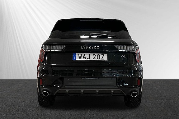 Lynk & Co 01 2 of 10