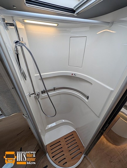 Hymer B790ML Hymermobil hydrauliska stödben AC 13 of 22