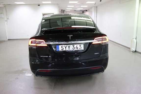 Tesla Model X 6 of 30