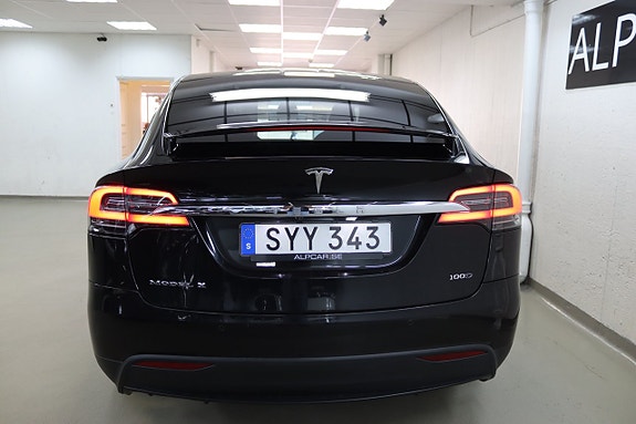Tesla Model X 19 of 30