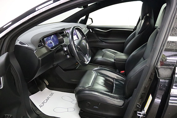 Tesla Model X 8 of 30