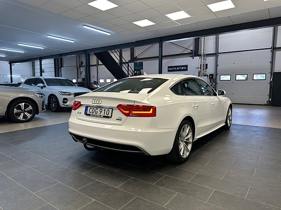 Audi A5 10 of 28