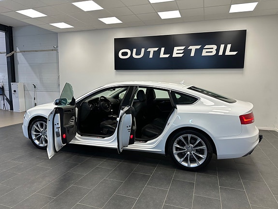 Audi A5 3 of 28